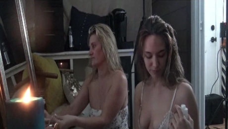 Wet amateur babes sharing stiff cock in shower threesome