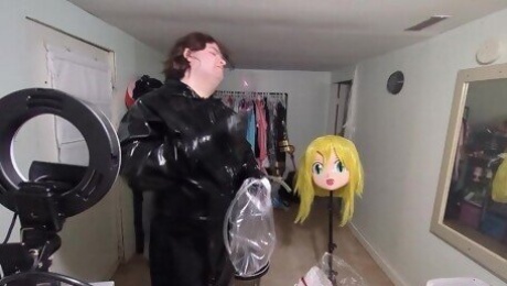 Kigurumi in heavy rubber breathplay rebeathing air from their suit