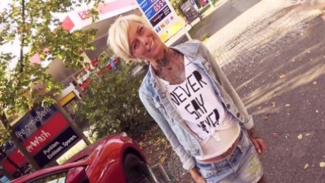 SHORT HAIR GERMAN BLONDE PUBLIC PICK UP AND OUTDOOR FUCK