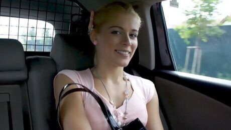 Oral video with beautiful Sweet Cat from Czech HitchHikers